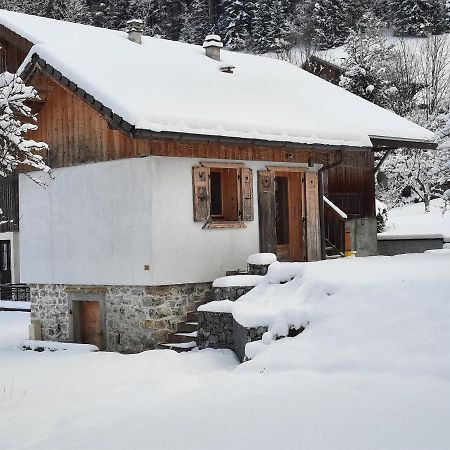 Hostal Le Petit Caboin Seytroux Exterior foto
